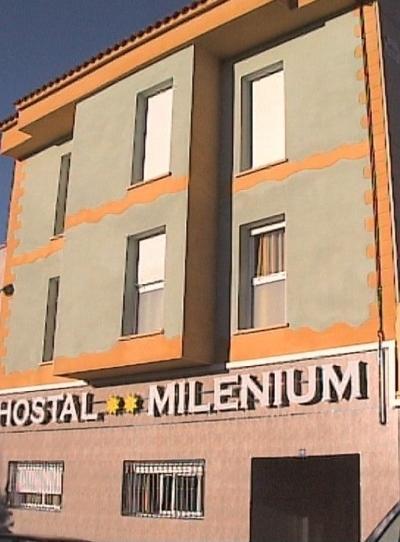 Hostal Milenium Els Monjos Buitenkant foto