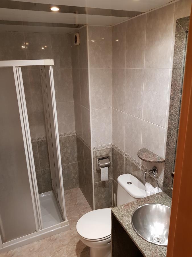 Hostal Milenium Els Monjos Buitenkant foto